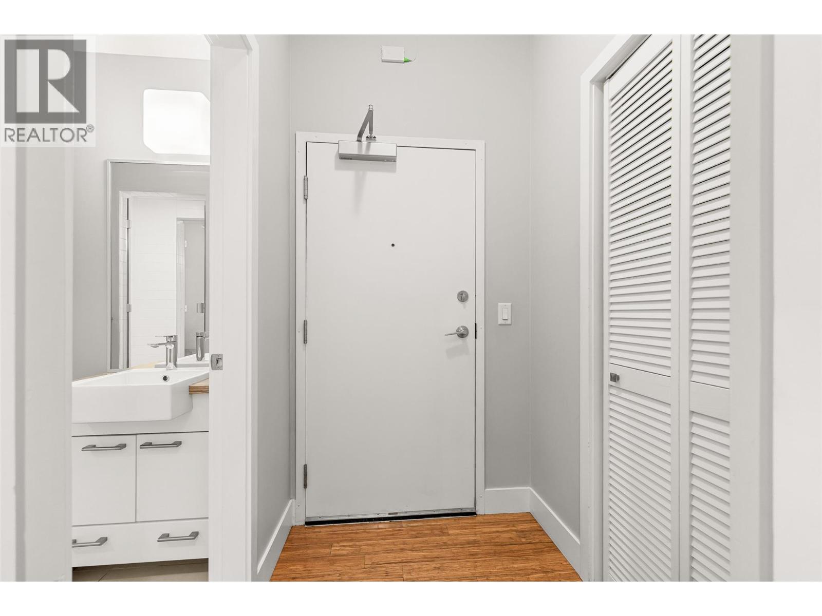1289 Ellis Street Unit# 214, Kelowna, British Columbia  V1Y 1Z6 - Photo 6 - 10389785