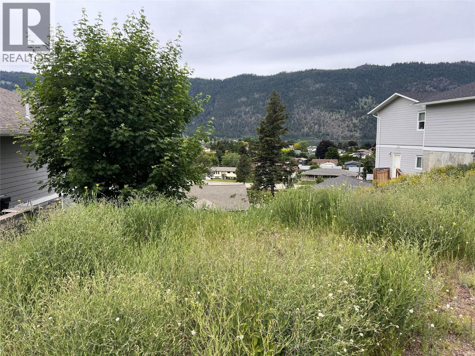 1248 Montgomery Place, Chase, British Columbia  V0E 1M0 - Photo 2 - 10390221