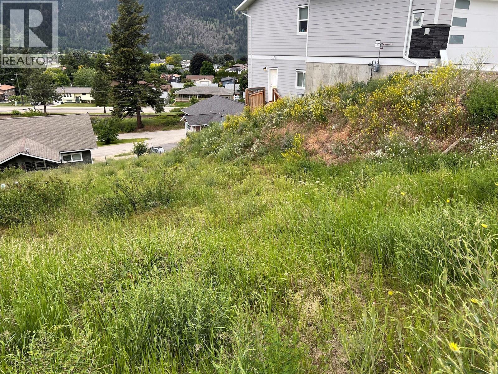 1248 Montgomery Place, Chase, British Columbia  V0E 1M0 - Photo 5 - 10390221