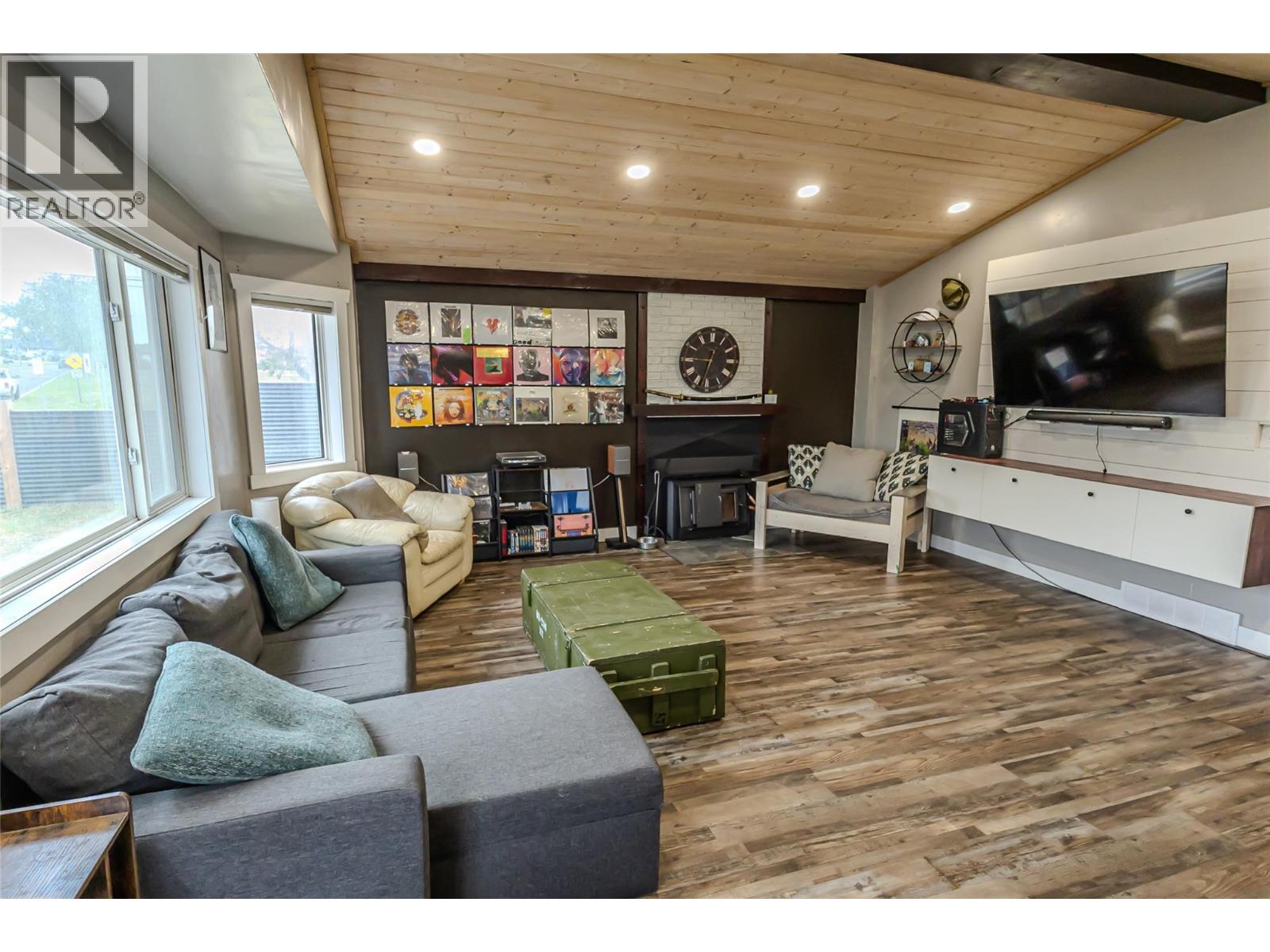 1564 109 Avenue, Dawson Creek, British Columbia  V1G 2V2 - Photo 4 - 10390219