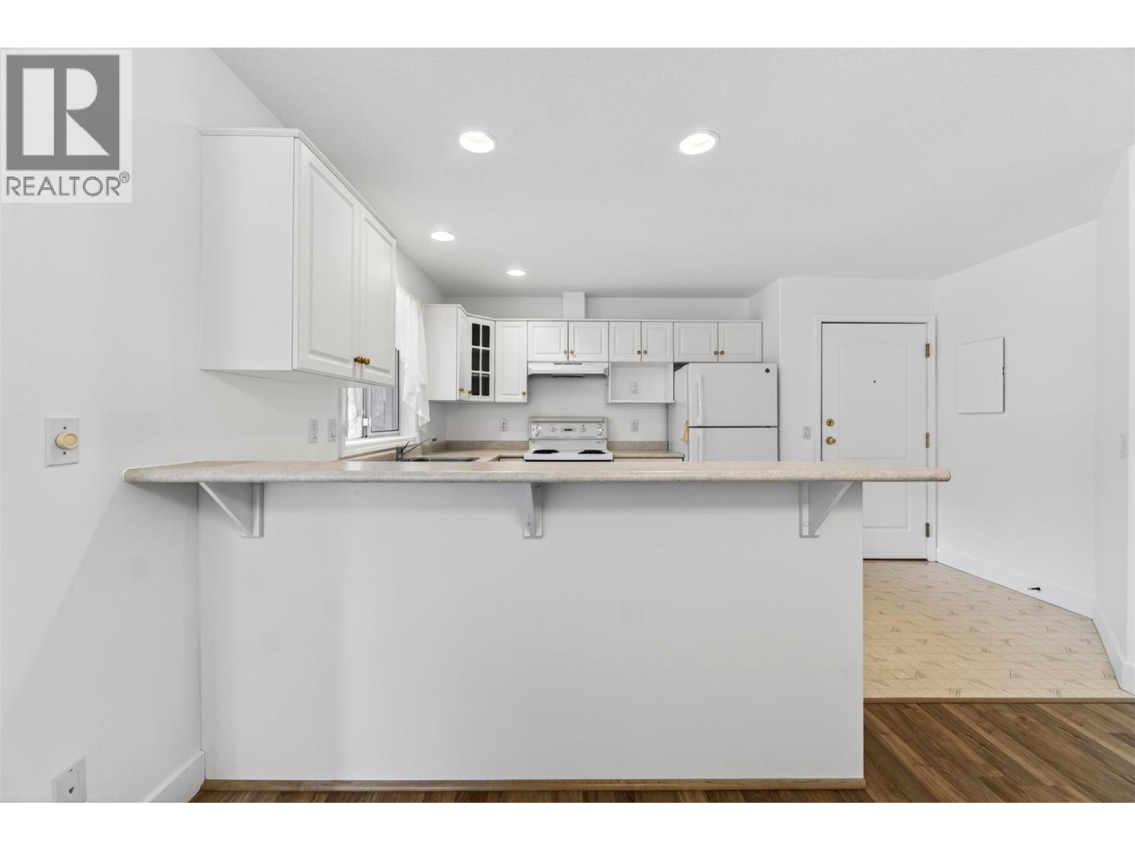 330 7 Street Se Unit# 301, Salmon Arm, British Columbia  V1E 1S7 - Photo 19 - 10389986