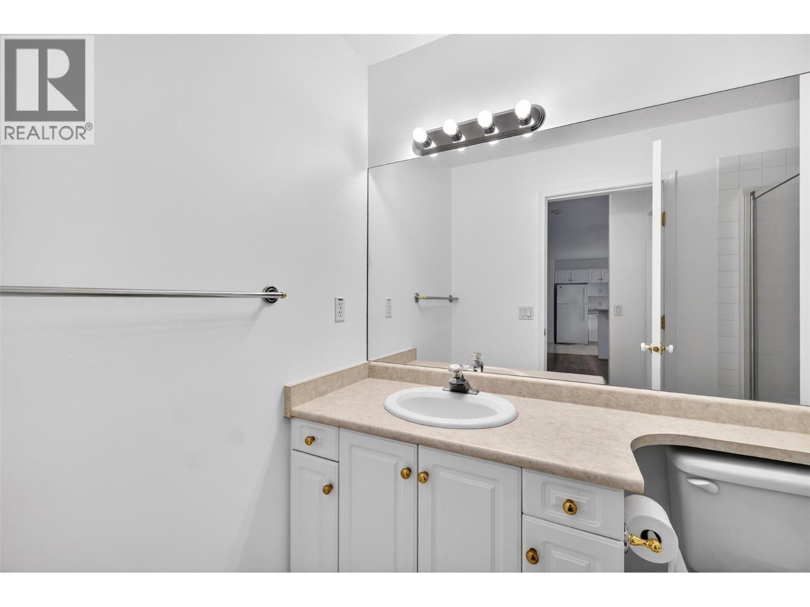 330 7 Street Se Unit# 301, Salmon Arm, British Columbia  V1E 1S7 - Photo 32 - 10389986