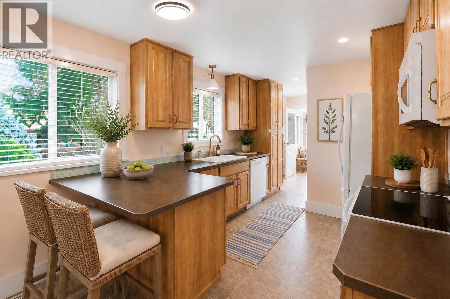 201 Ritchie Avenue, Trail, British Columbia  V1R 1H1 - Photo 13 - 10389872