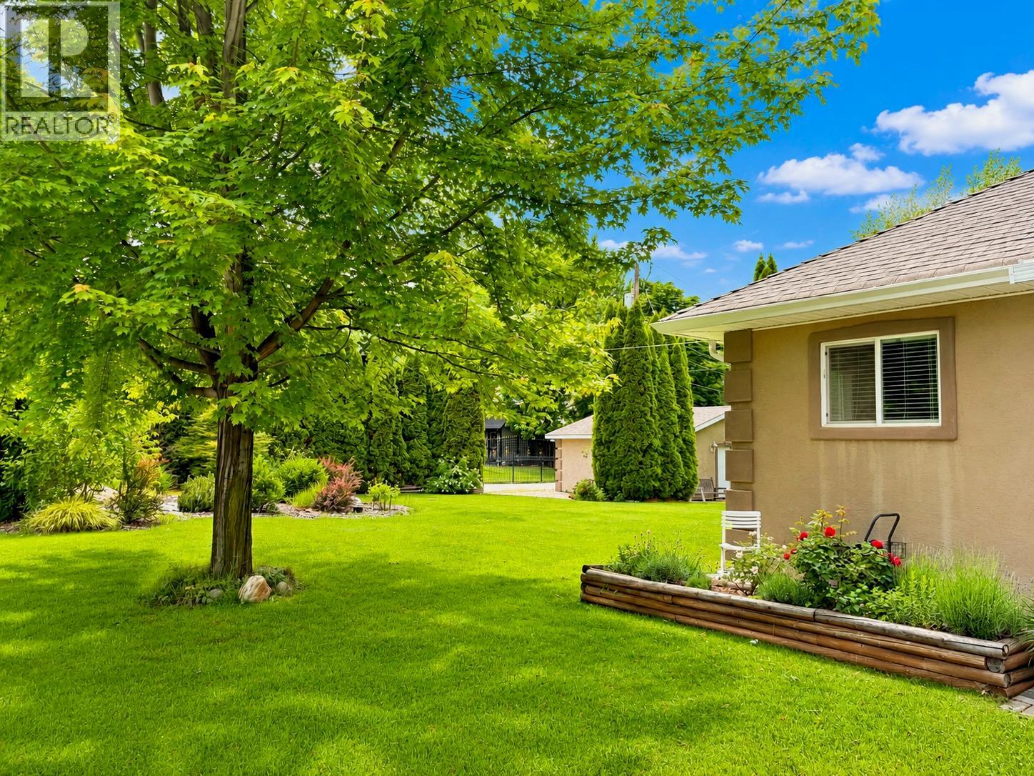 201 Ritchie Avenue, Trail, British Columbia  V1R 1H1 - Photo 48 - 10389872