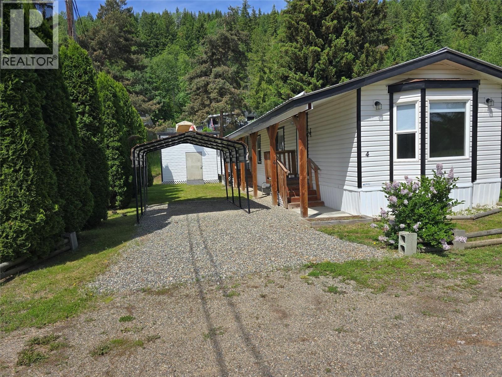 851 Old N Thompson Highway Unit# 4, Clearwater, British Columbia  V0E 1N2 - Photo 1 - 10390147