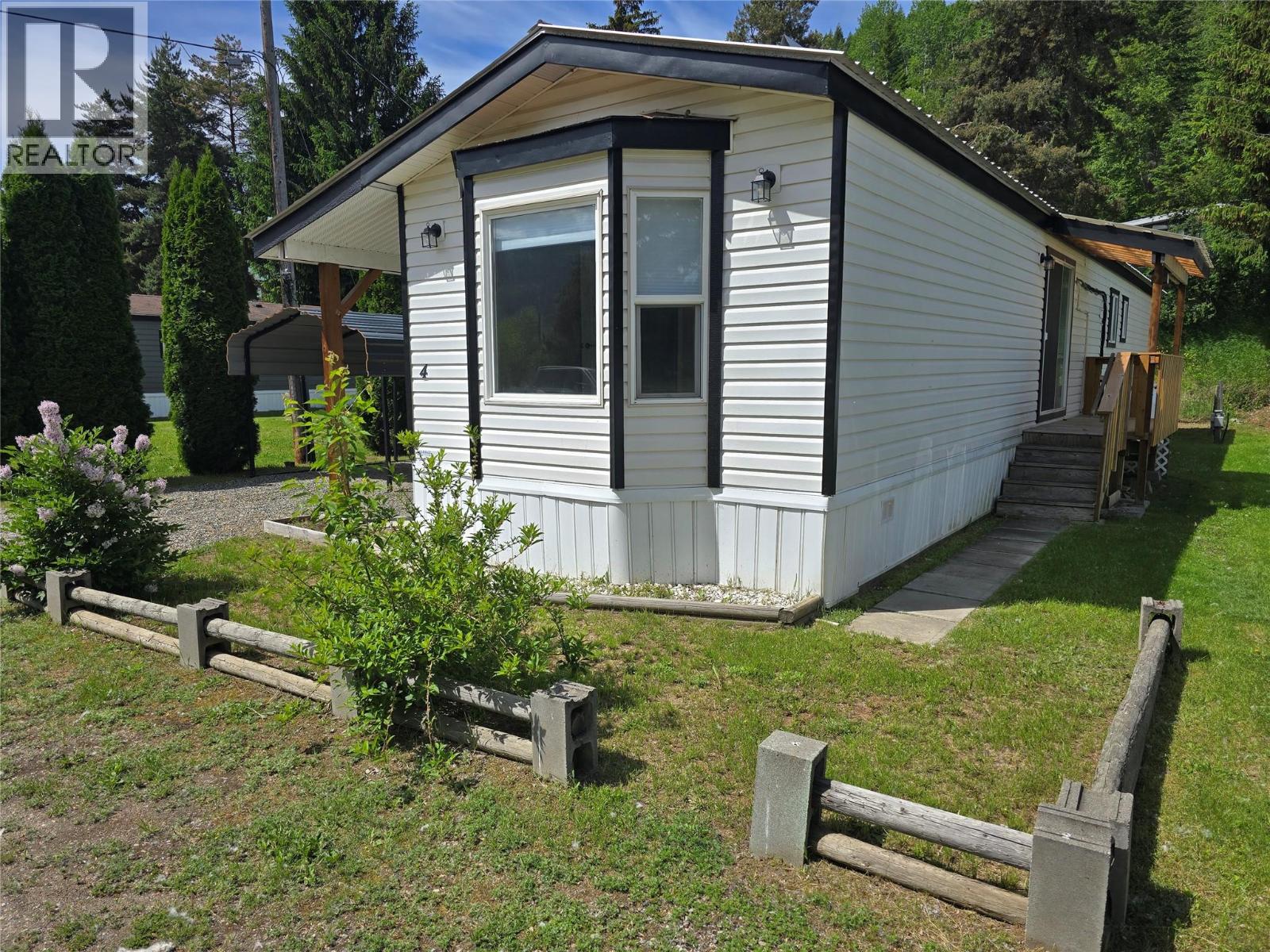 851 Old N Thompson Highway Unit# 4, Clearwater, British Columbia  V0E 1N2 - Photo 4 - 10390147