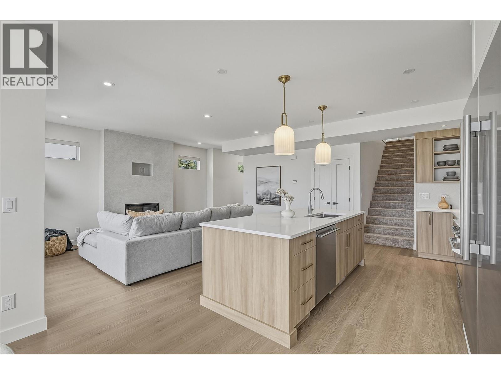 2245 Coldwater Drive, Kamloops, British Columbia  V2E 0E6 - Photo 30 - 10389914