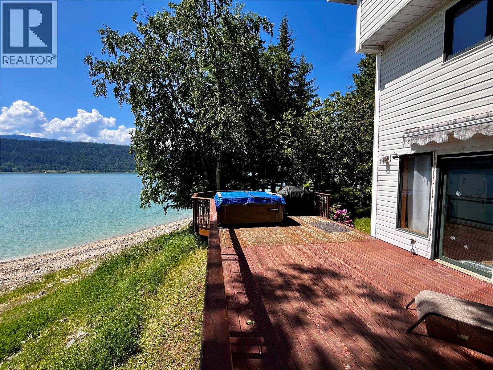 620 Applegrove Road, Fauquier, British Columbia  V0G 1K0 - Photo 11 - 10389030