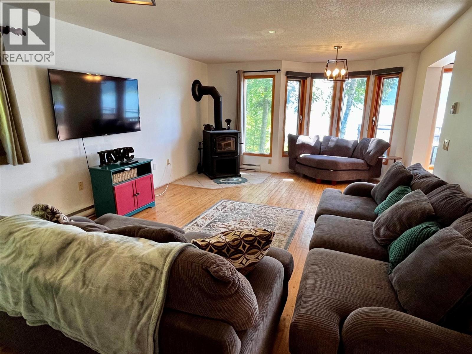 620 Applegrove Road, Fauquier, British Columbia  V0G 1K0 - Photo 28 - 10389030