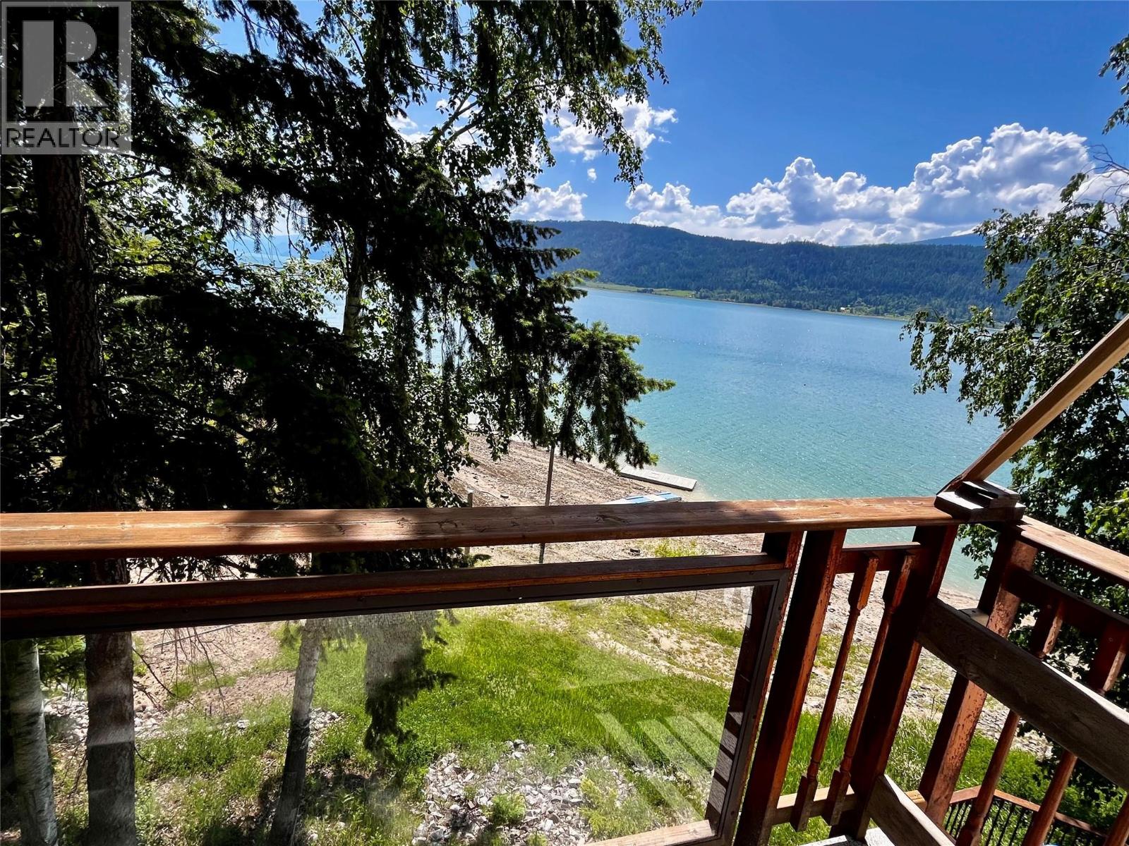 620 Applegrove Road, Fauquier, British Columbia  V0G 1K0 - Photo 33 - 10389030