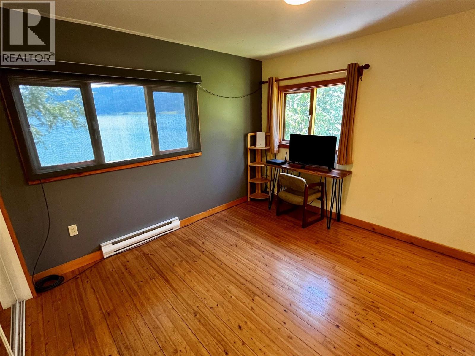 620 Applegrove Road, Fauquier, British Columbia  V0G 1K0 - Photo 37 - 10389030