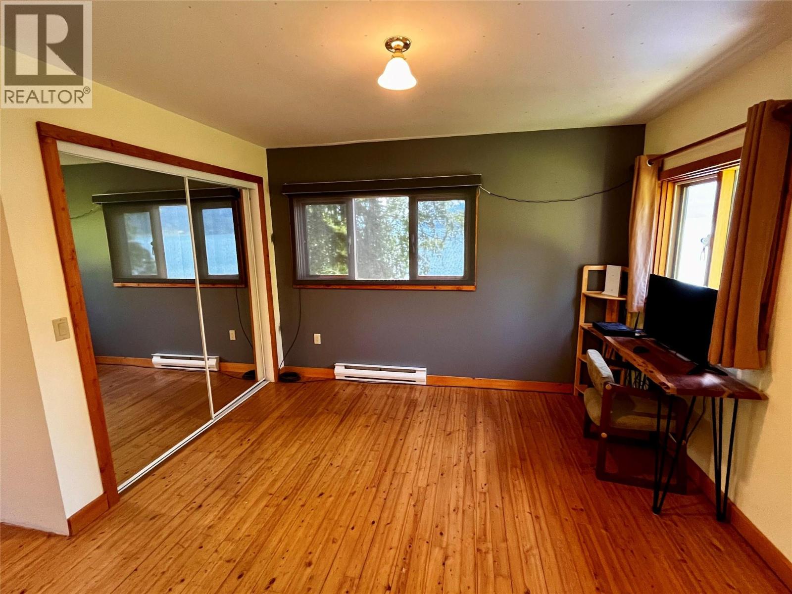 620 Applegrove Road, Fauquier, British Columbia  V0G 1K0 - Photo 39 - 10389030