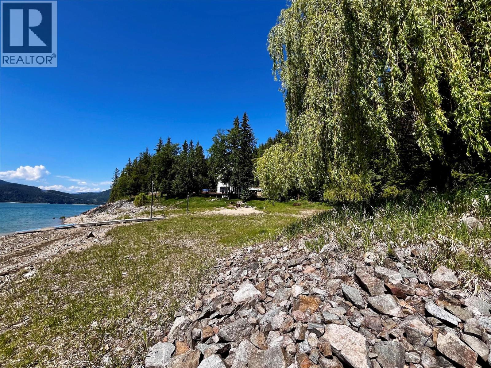 620 Applegrove Road, Fauquier, British Columbia  V0G 1K0 - Photo 52 - 10389030