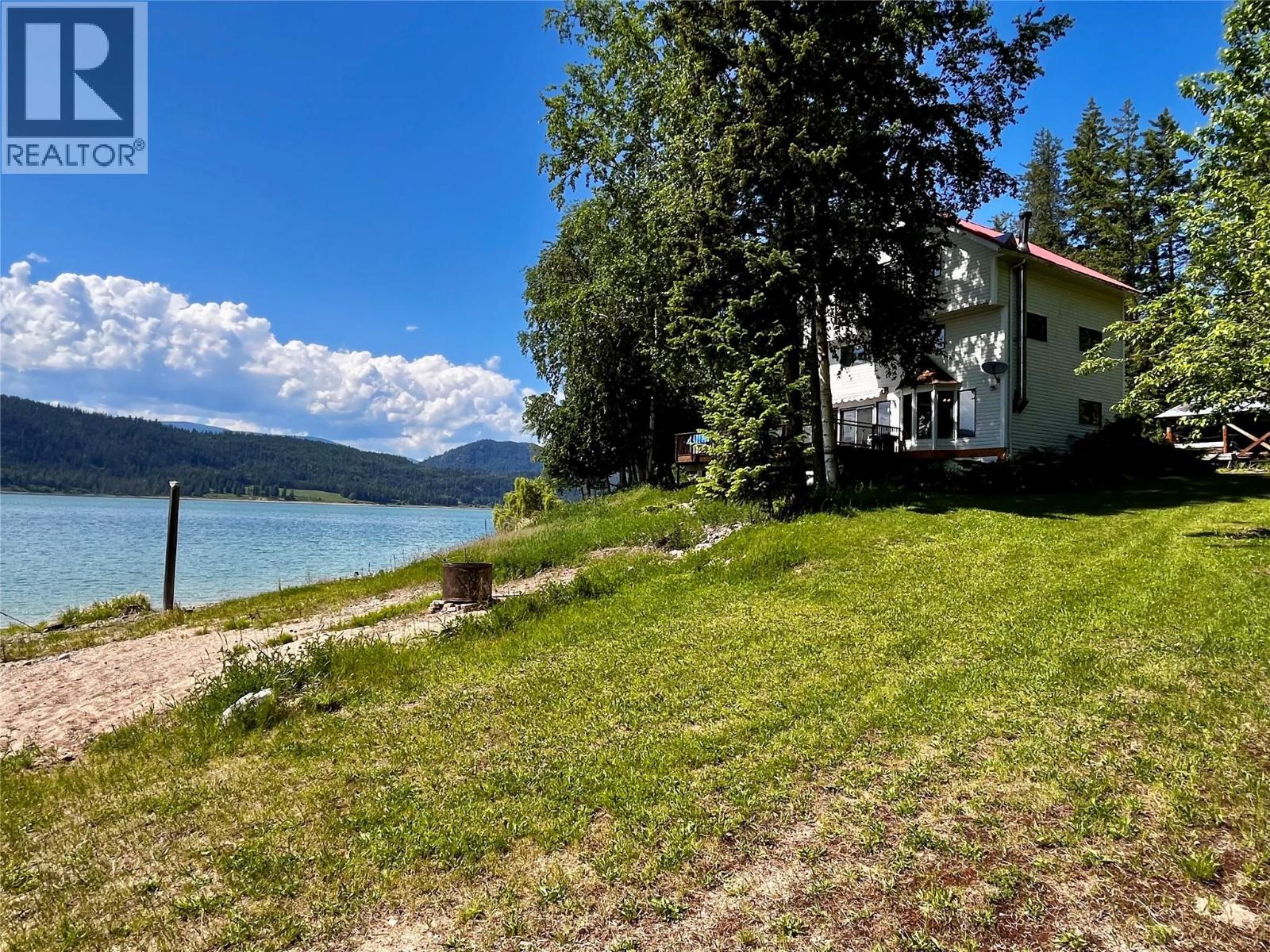 620 Applegrove Road, Fauquier, British Columbia  V0G 1K0 - Photo 54 - 10389030