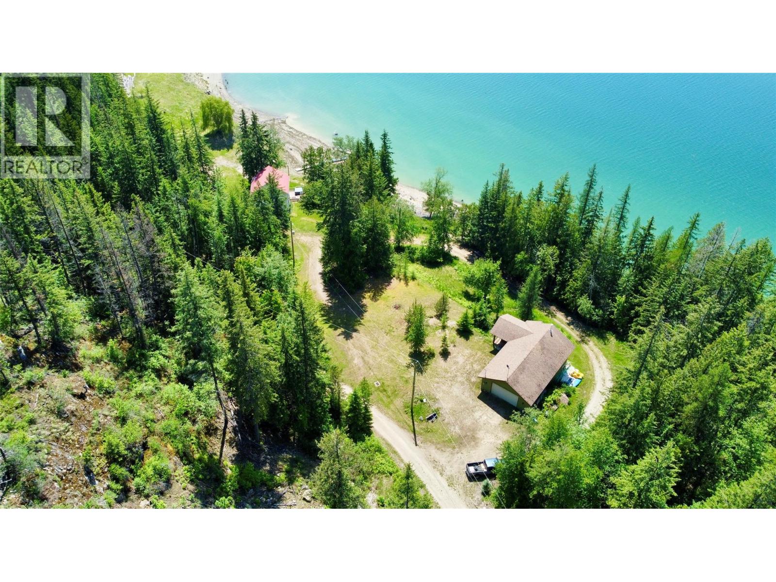 620 Applegrove Road, Fauquier, British Columbia  V0G 1K0 - Photo 7 - 10389030