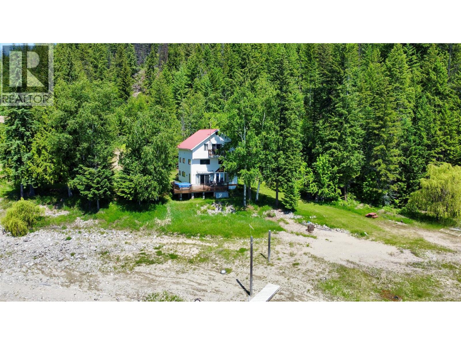620 Applegrove Road, Fauquier, British Columbia  V0G 1K0 - Photo 71 - 10389030