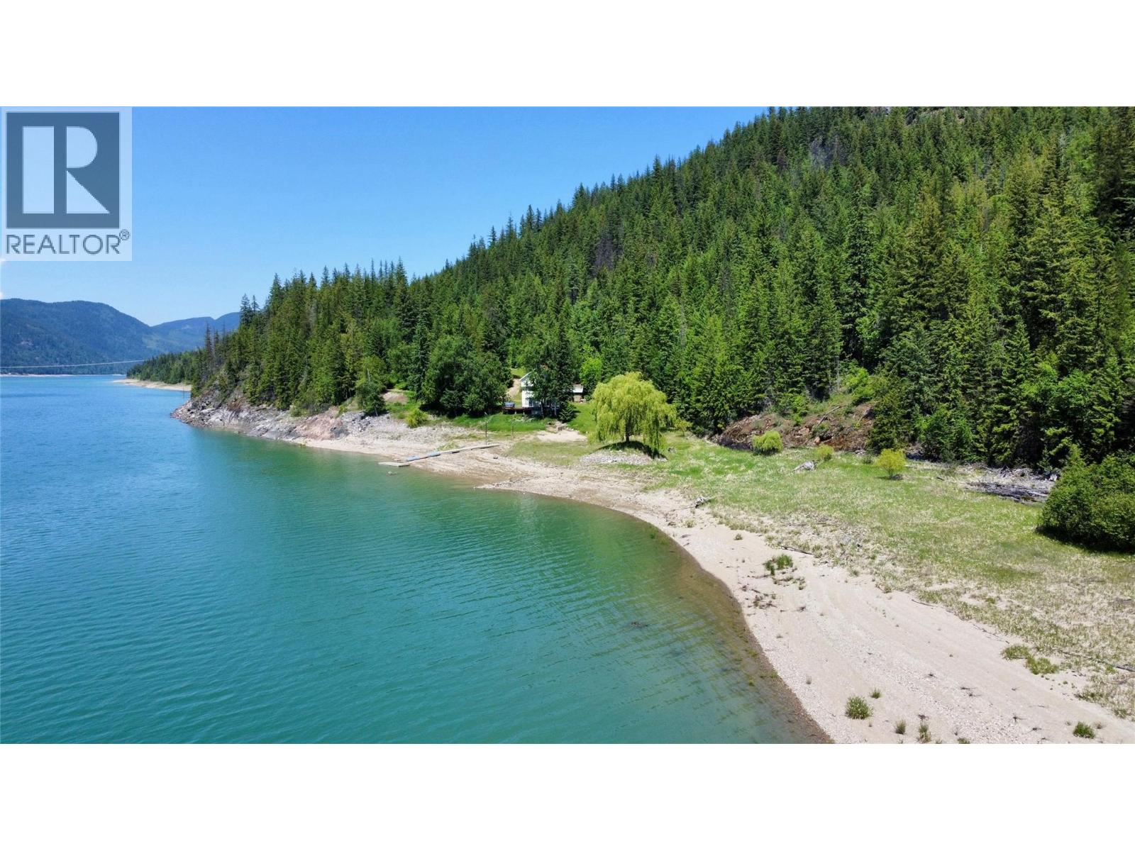 620 Applegrove Road, Fauquier, British Columbia  V0G 1K0 - Photo 8 - 10389030