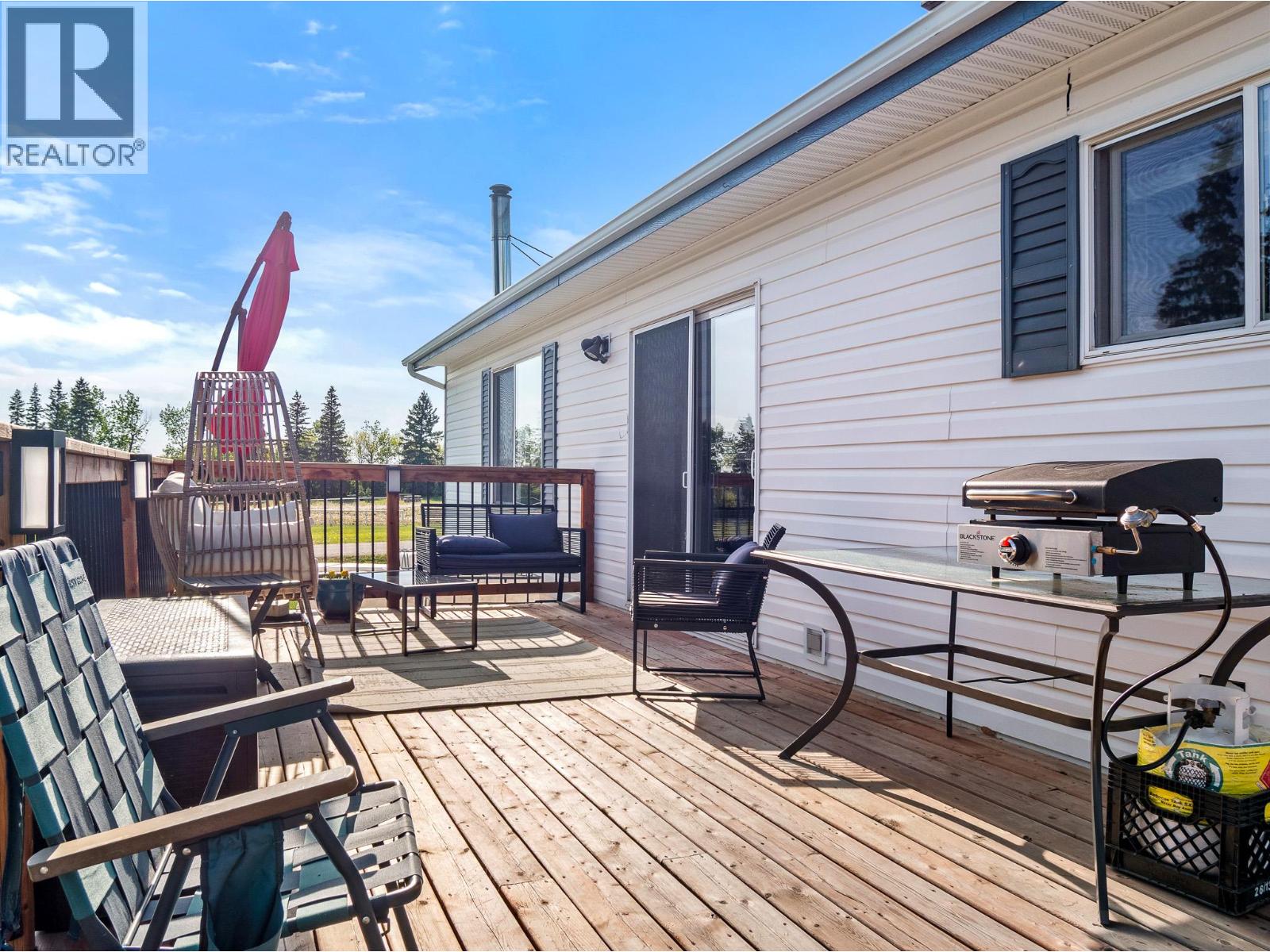 633 404 Avenue, Rolla, British Columbia  V0C 2G0 - Photo 35 - 10390237