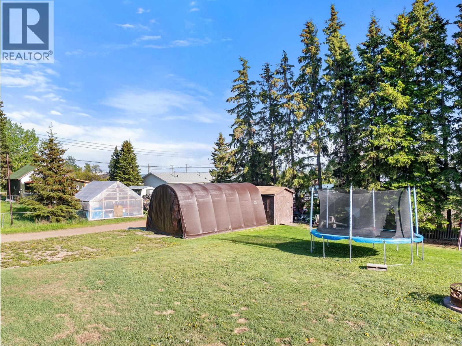 633 404 Avenue, Rolla, British Columbia  V0C 2G0 - Photo 38 - 10390237