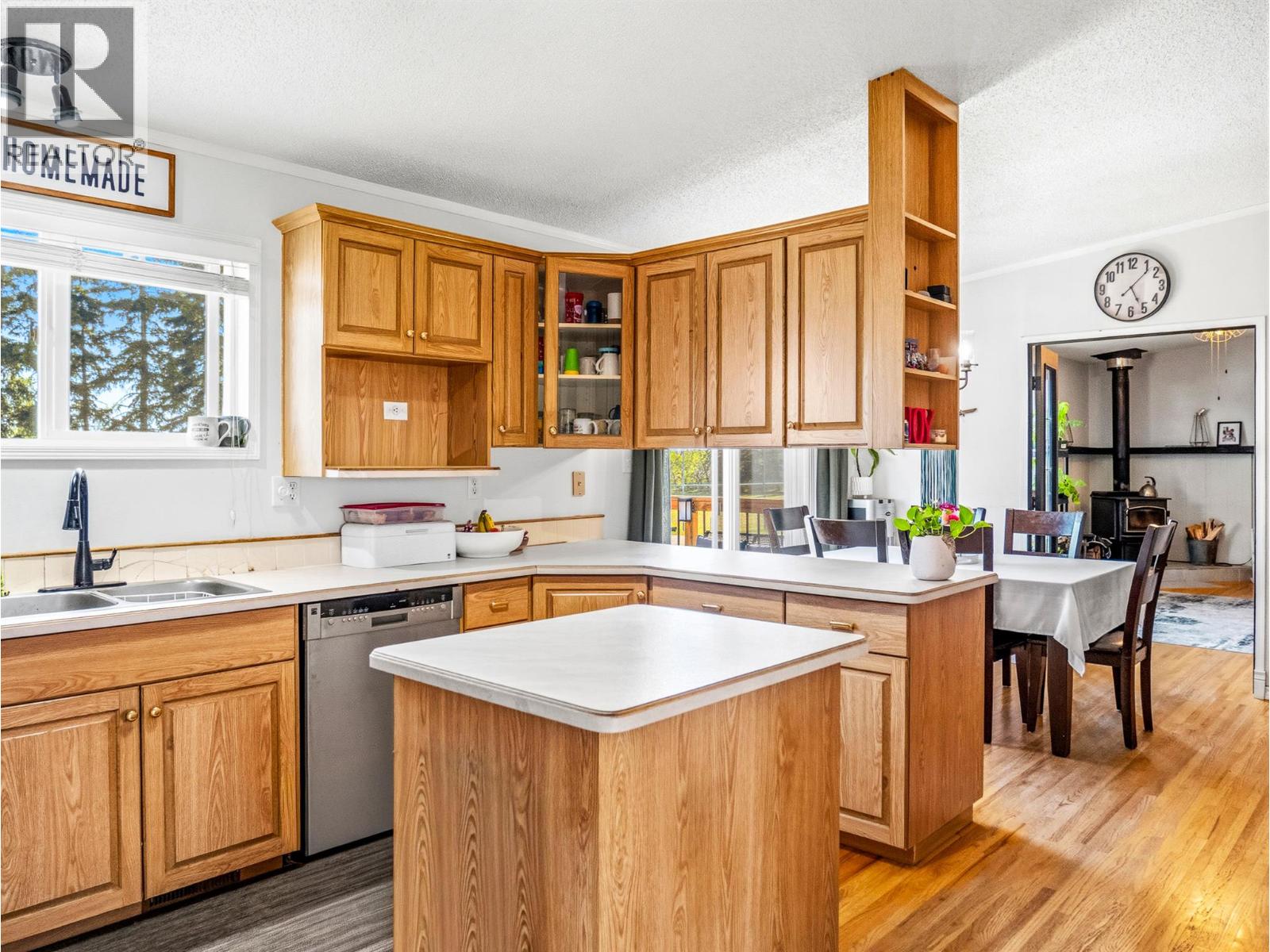 633 404 Avenue, Rolla, British Columbia  V0C 2G0 - Photo 4 - 10390237