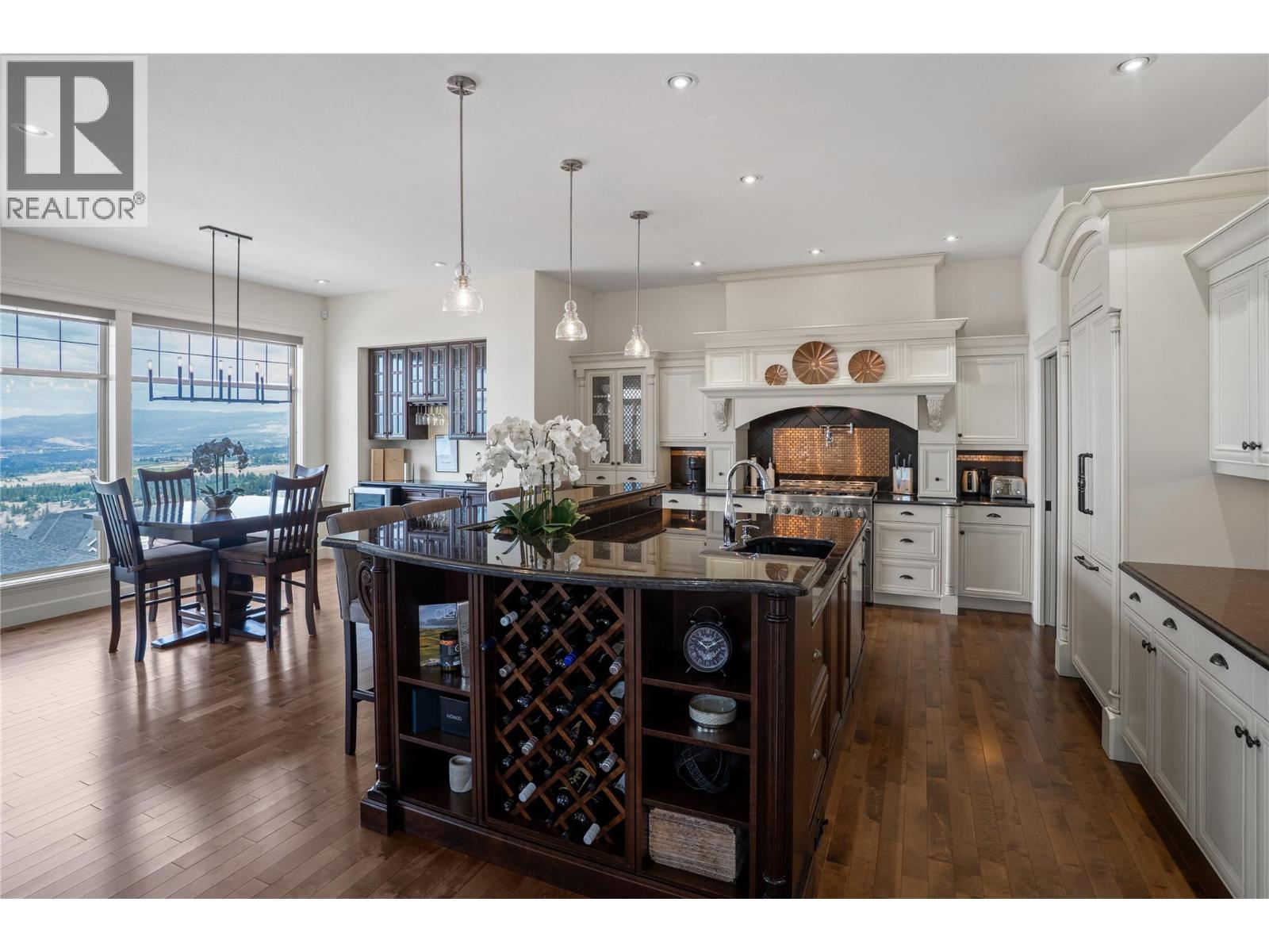 990 Hewetson Avenue, Kelowna, British Columbia  V1W 5H8 - Photo 7 - 10389978