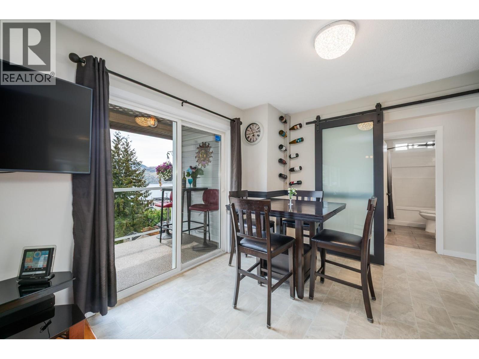 5287 Greata Road, Peachland, British Columbia  V0H 1X2 - Photo 14 - 10389740