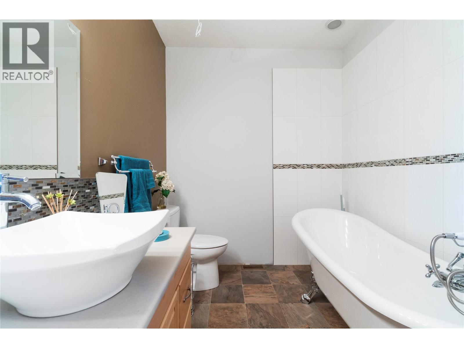 2741 Rawson Road Unit# 25, Adams Lake, British Columbia  V0E 1M2 - Photo 49 - 10390236