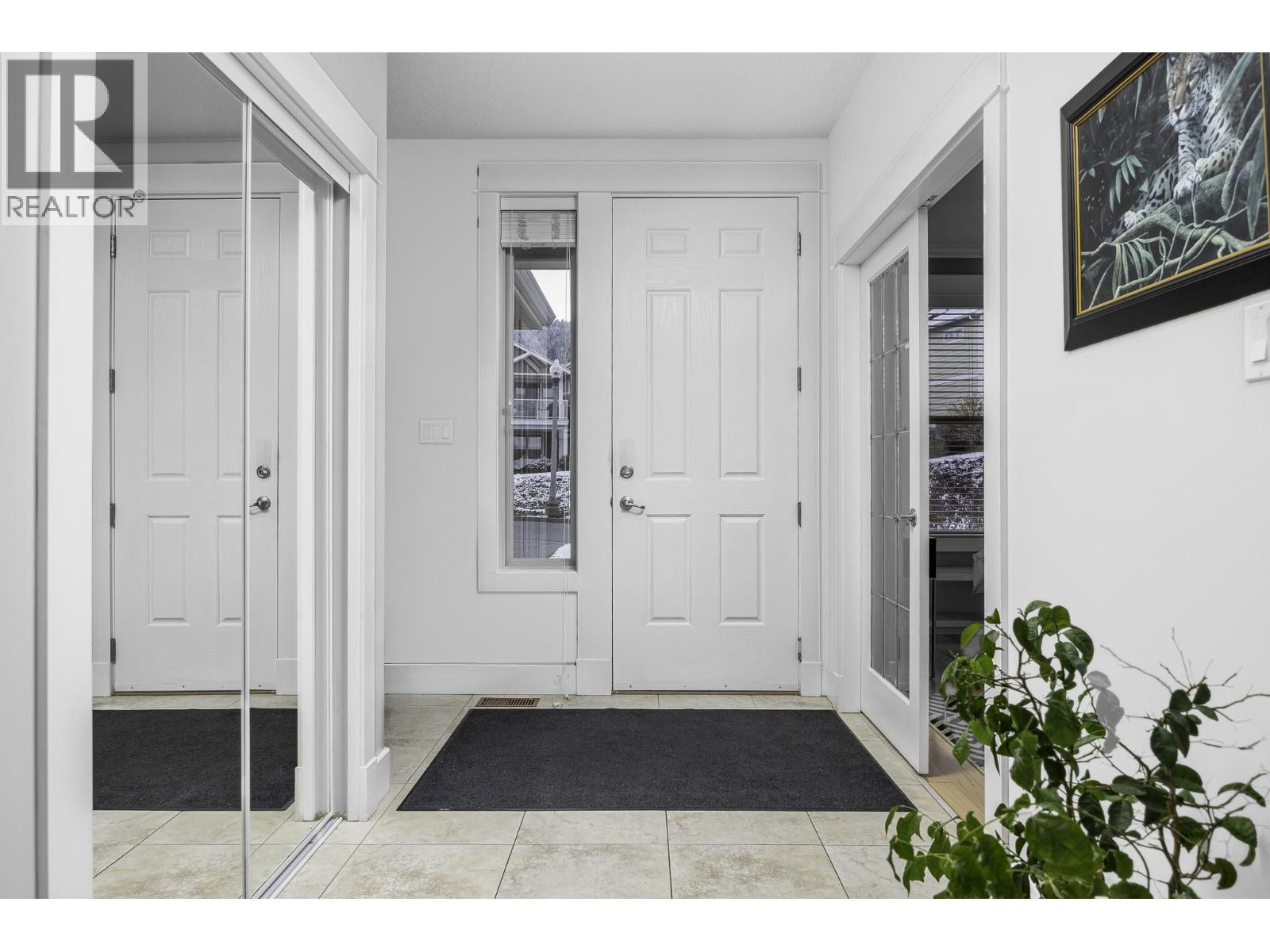 7760 Okanagan Landing Road Unit# 25, Vernon, British Columbia  V1H 1Z4 - Photo 2 - 10389067