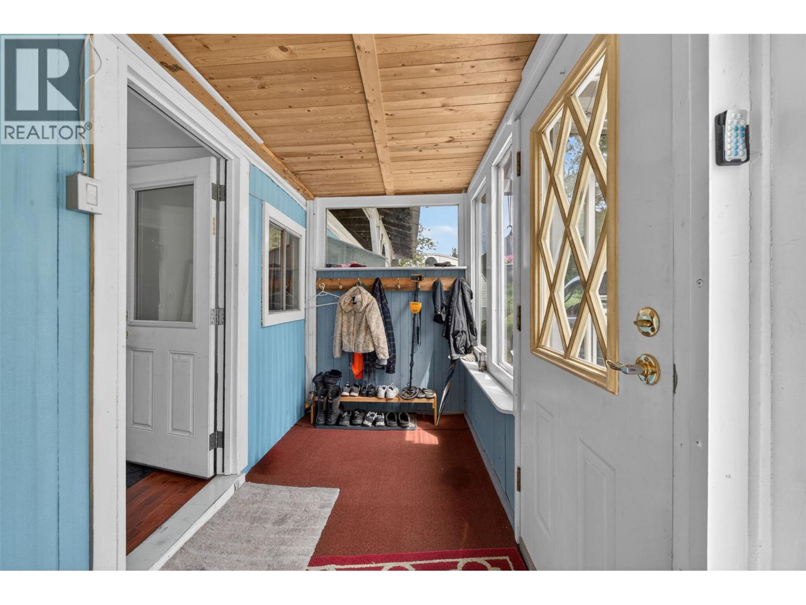 4893 Poplar Road, Pritchard, British Columbia  V0E 2P0 - Photo 3 - 10390183