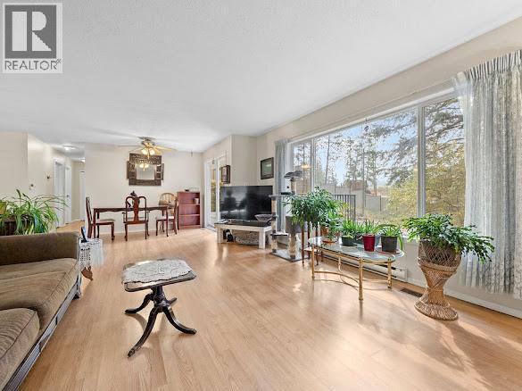 2429 Salmon River Road, Salmon Arm, British Columbia  V1E 4M1 - Photo 16 - 10389980