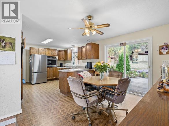 2429 Salmon River Road, Salmon Arm, British Columbia  V1E 4M1 - Photo 5 - 10389980