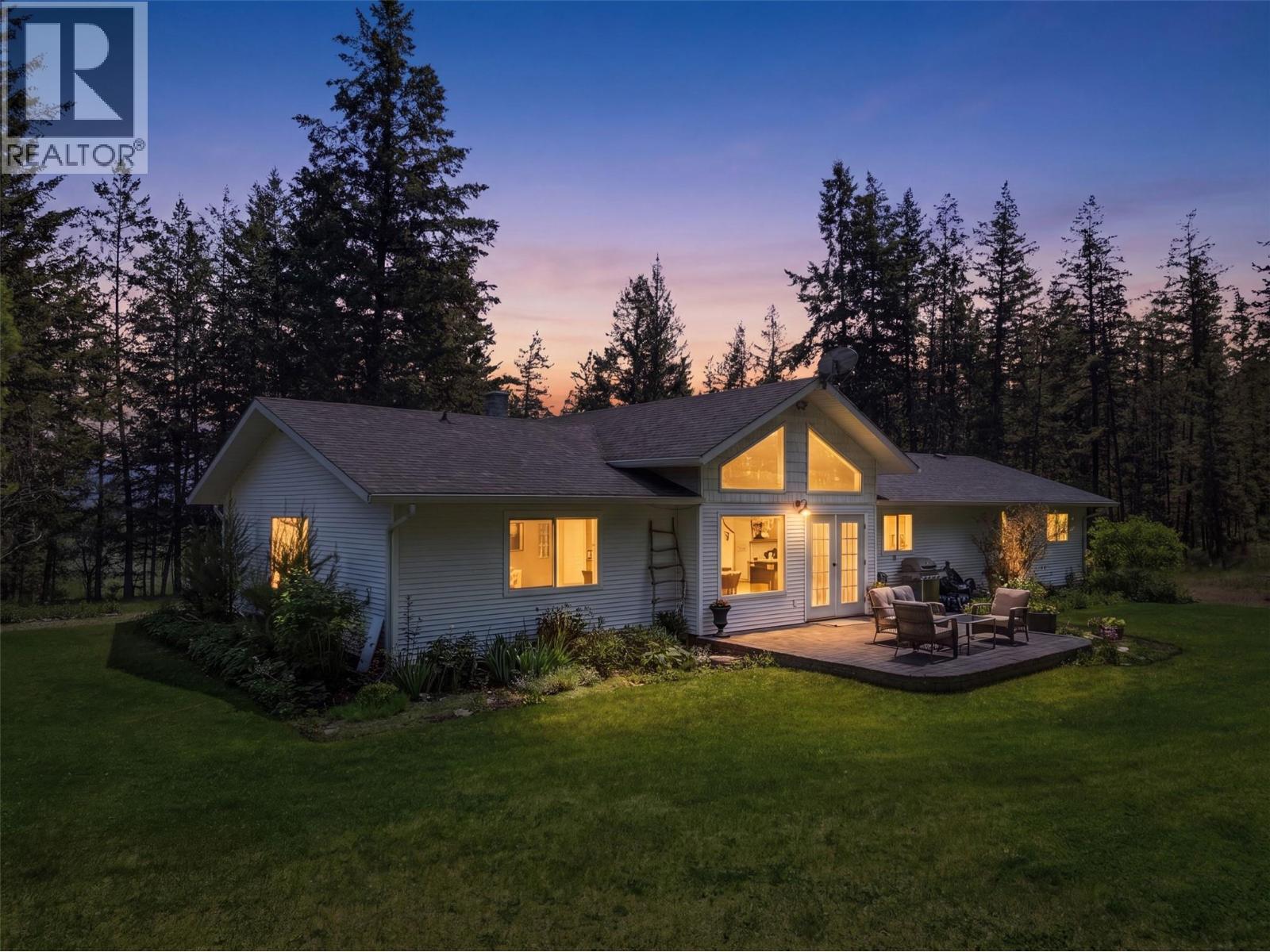 4685 Kamloops Vernon Highway, Westwold, British Columbia  V0E 3B1 - Photo 3 - 10389902