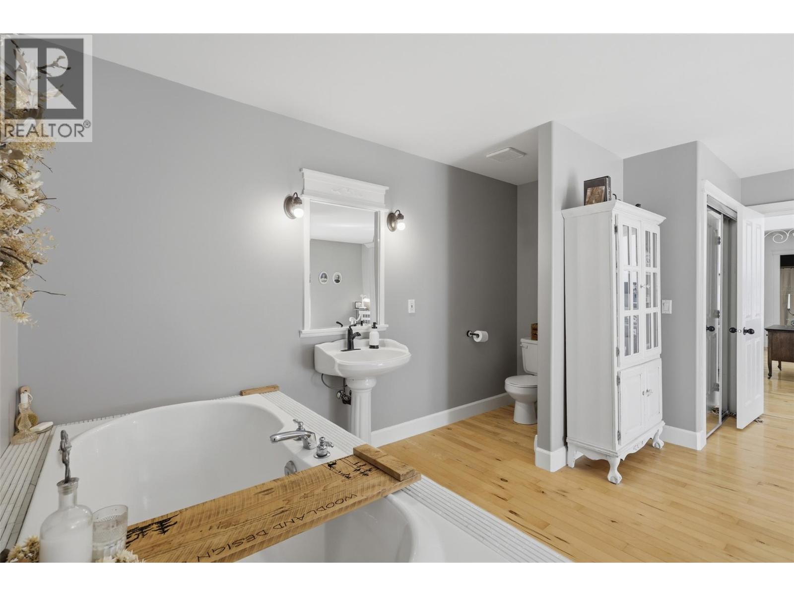 4685 Kamloops Vernon Highway, Westwold, British Columbia  V0E 3B1 - Photo 31 - 10389902
