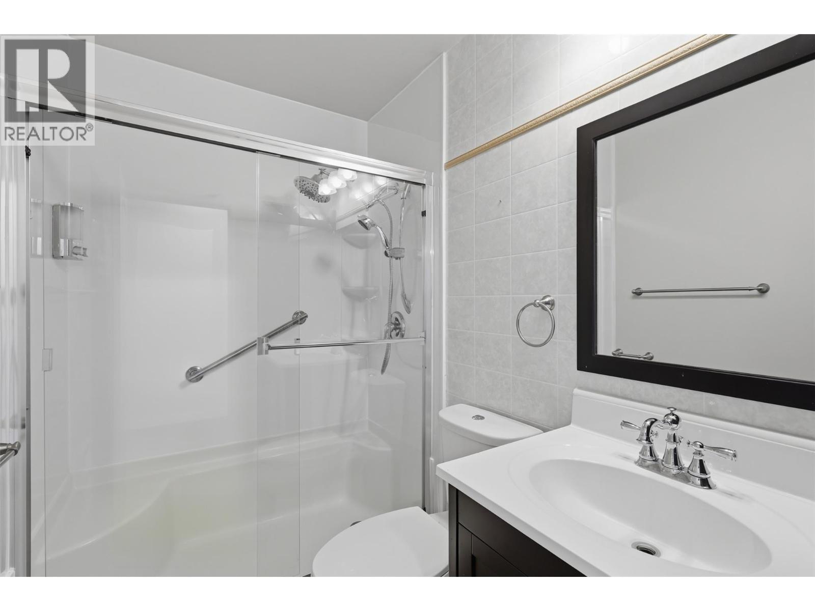 2641 Young Place, Kamloops, British Columbia  V2B 8A4 - Photo 15 - 10389828