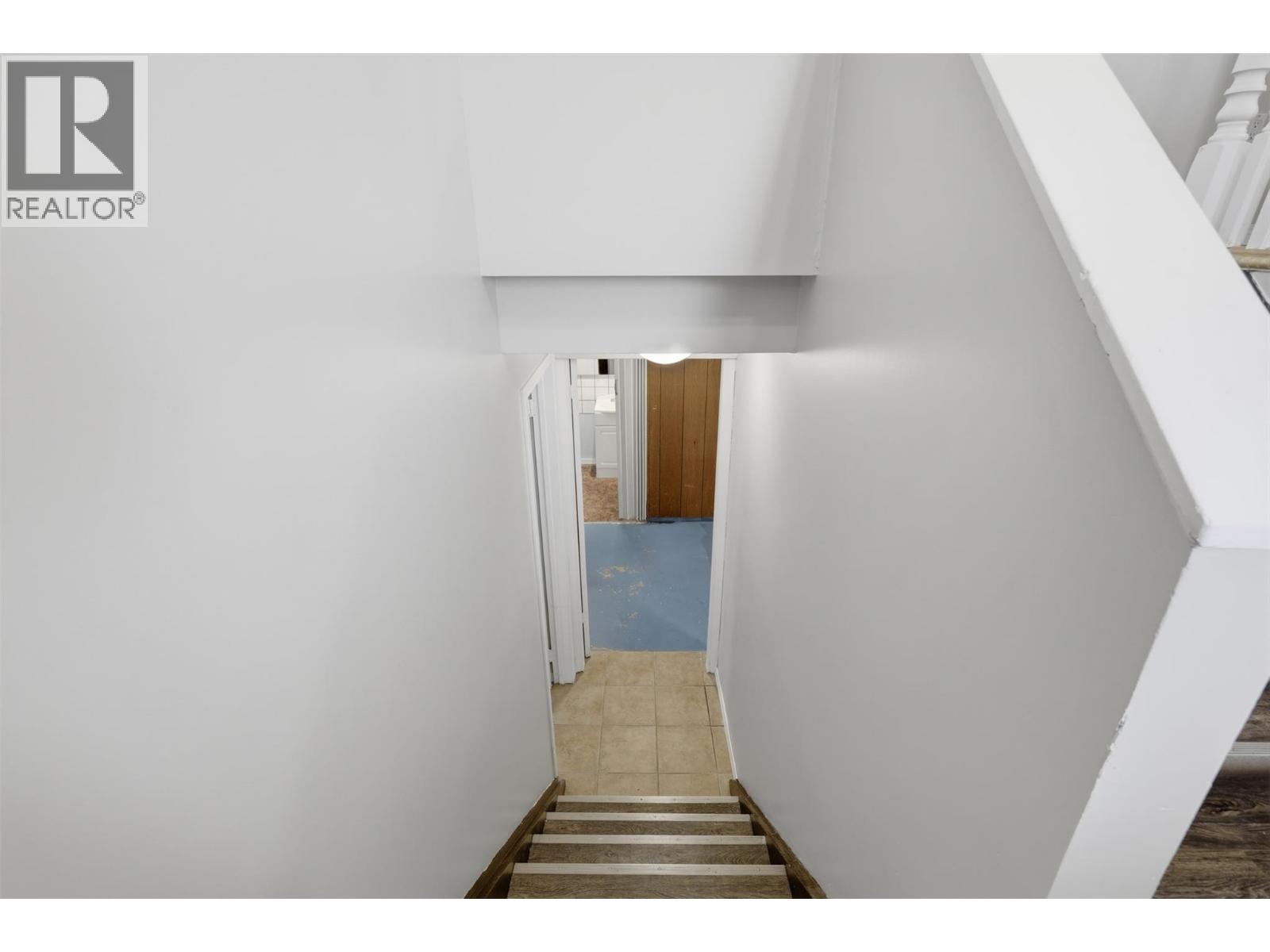 2641 Young Place, Kamloops, British Columbia  V2B 8A4 - Photo 16 - 10389828
