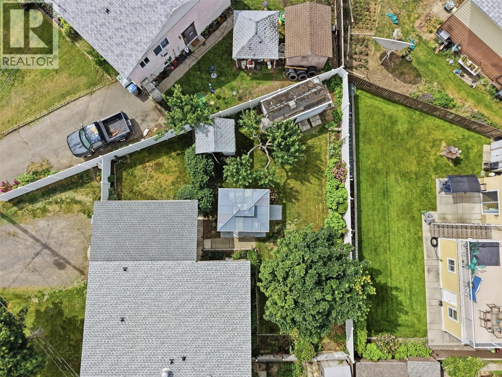 2641 Young Place, Kamloops, British Columbia  V2B 8A4 - Photo 25 - 10389828