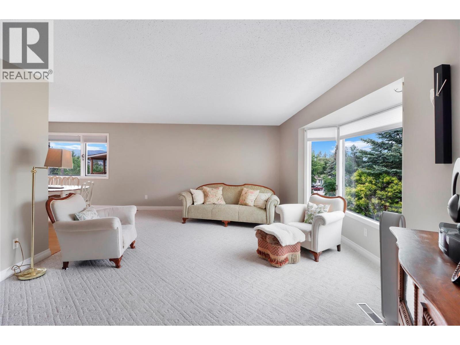 1708 Mt Nelson Crescent, Cranbrook, British Columbia  V1C 5T7 - Photo 7 - 10390200