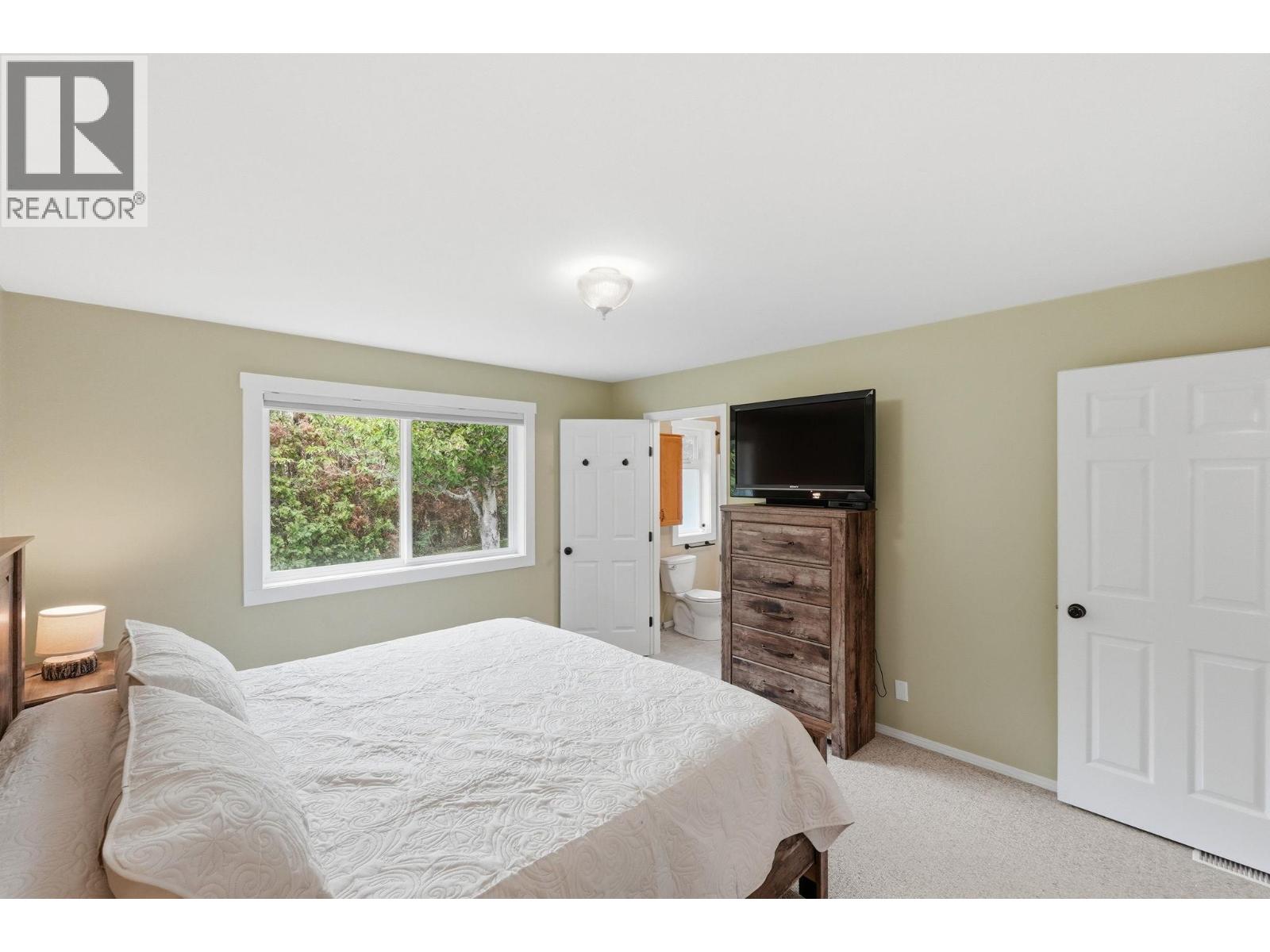 5978 Ness Court, Oliver, British Columbia  V0H 1T0 - Photo 19 - 10390255