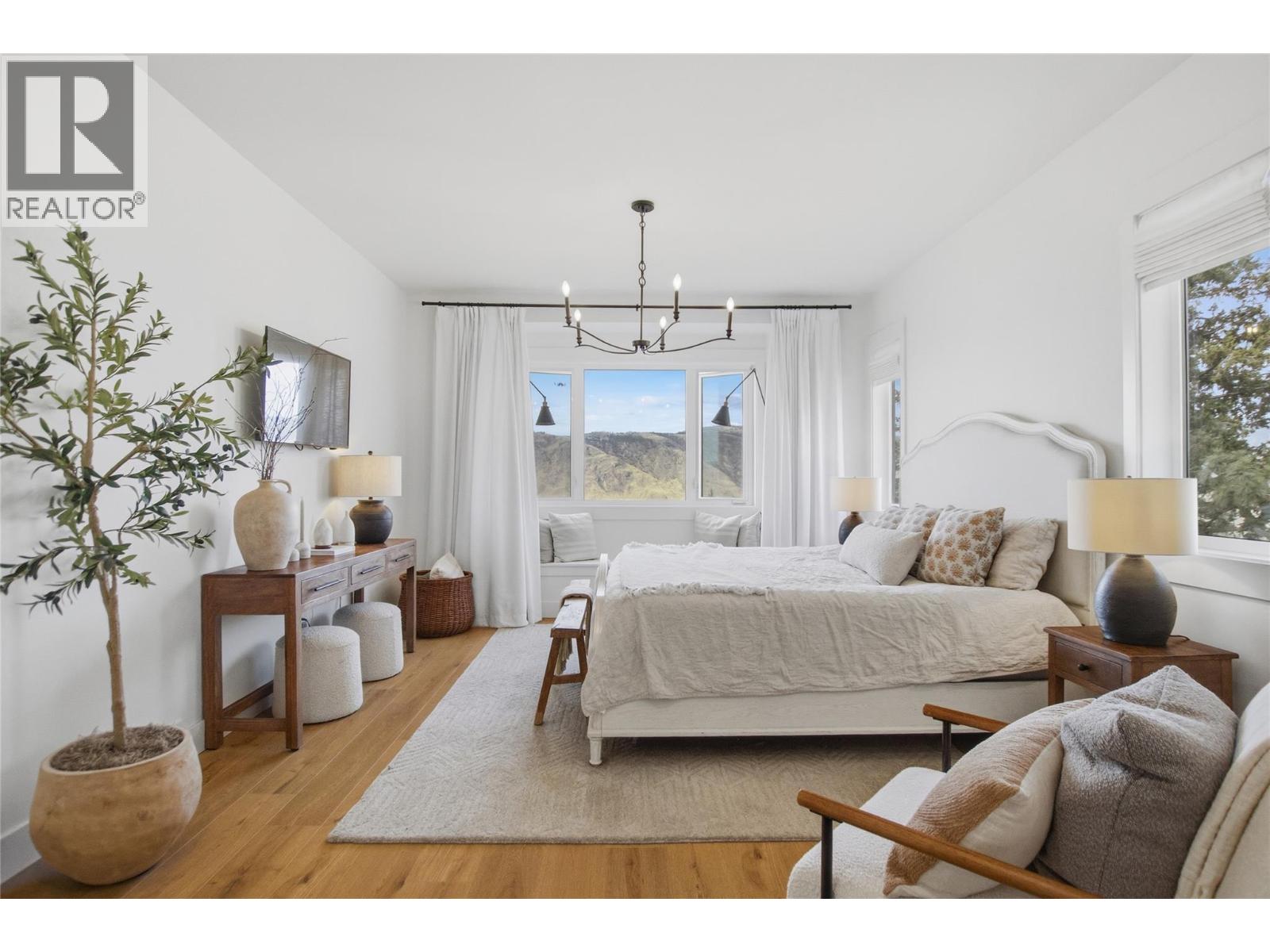 1688 Balsam Place, Kamloops, British Columbia  V2E 0E2 - Photo 38 - 10390060