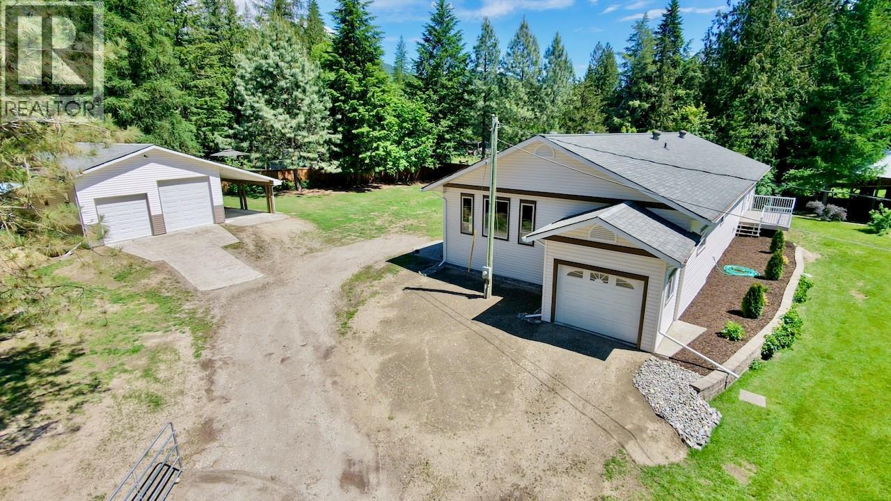 637 Enderby Mabel Lake Road, Enderby, British Columbia  V0E 1V4 - Photo 1 - 10390234