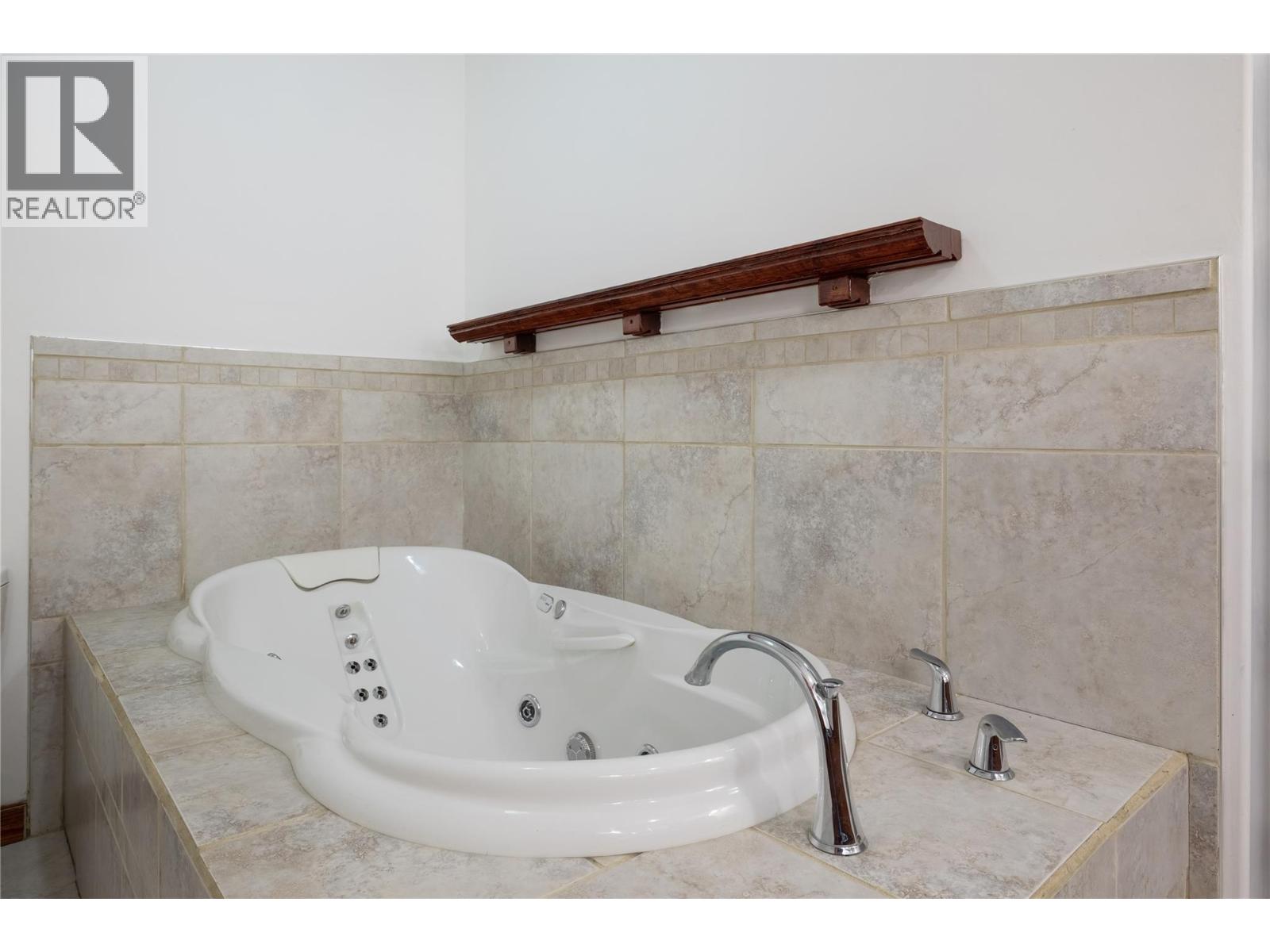 637 Enderby Mabel Lake Road, Enderby, British Columbia  V0E 1V4 - Photo 35 - 10390234