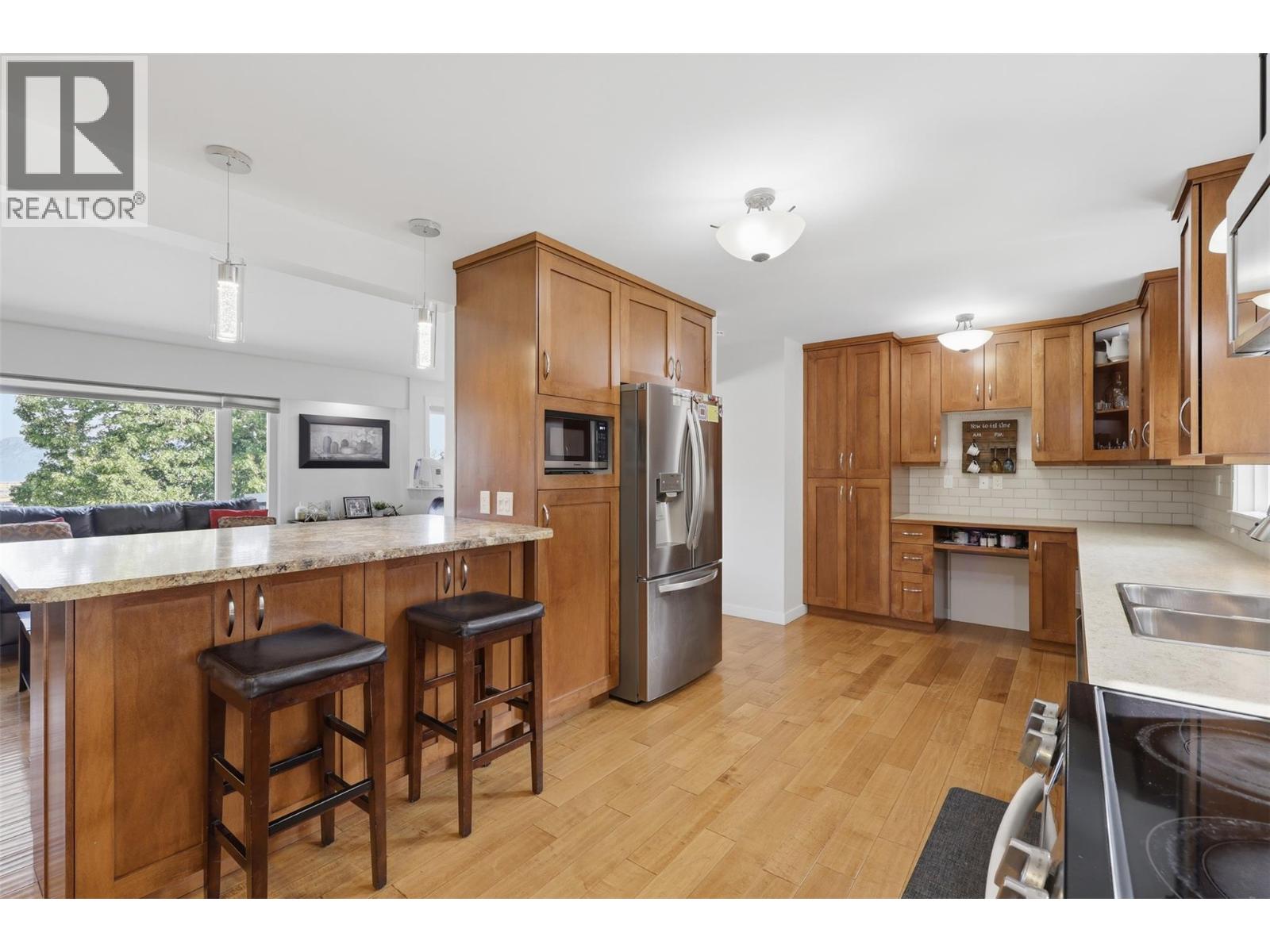 1675 Springhaven Place Place, Kamloops, British Columbia  V2E 1C7 - Photo 16 - 10390205