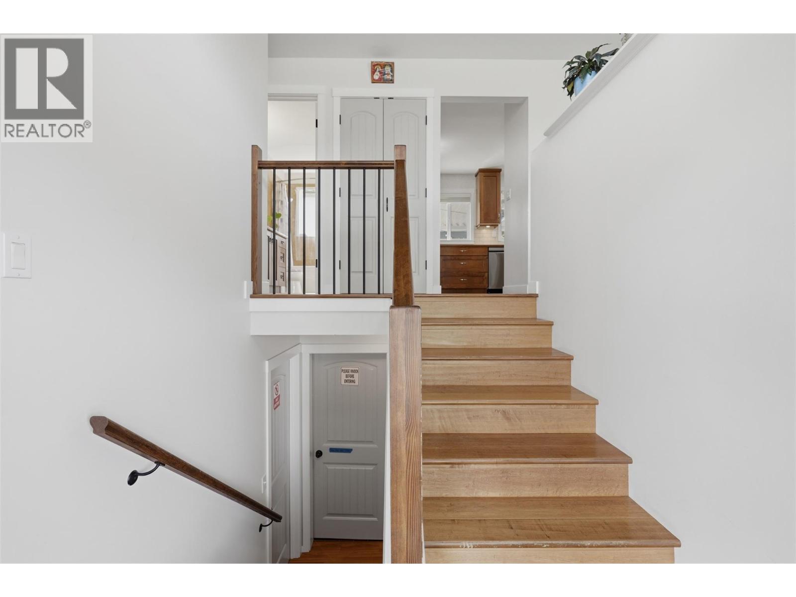 1675 Springhaven Place Place, Kamloops, British Columbia  V2E 1C7 - Photo 38 - 10390205