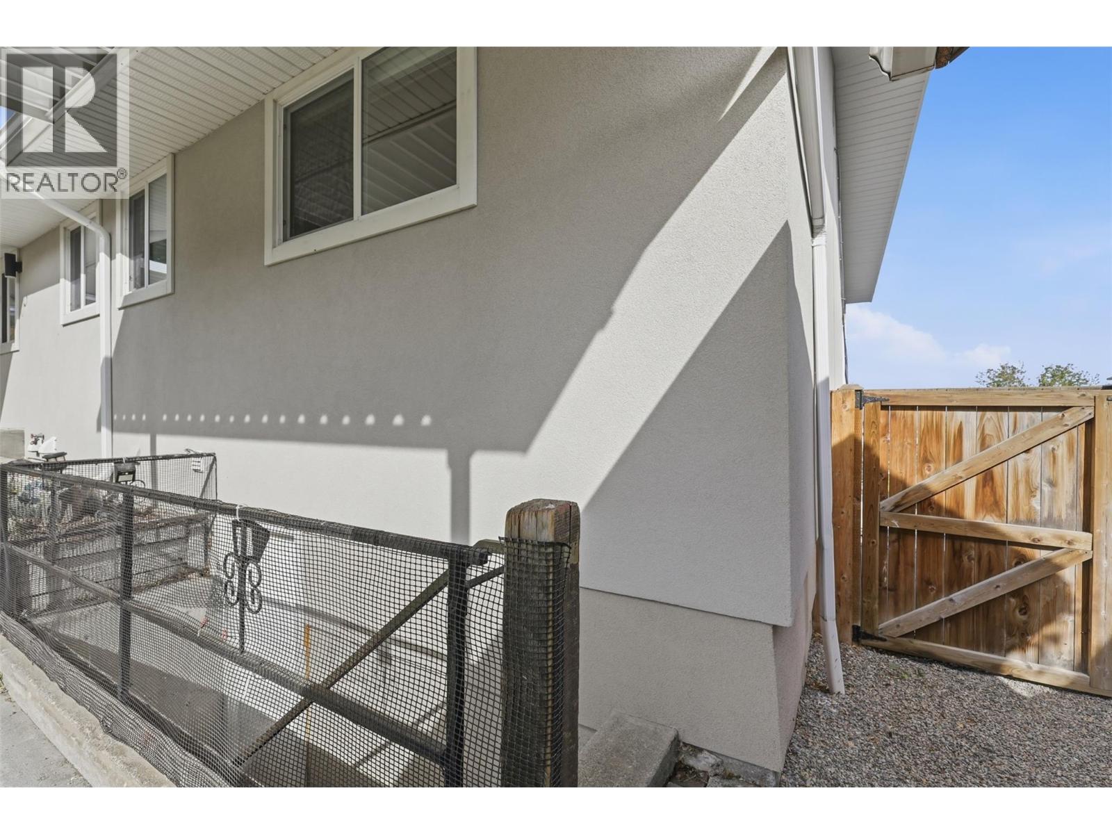 1675 Springhaven Place Place, Kamloops, British Columbia  V2E 1C7 - Photo 54 - 10390205