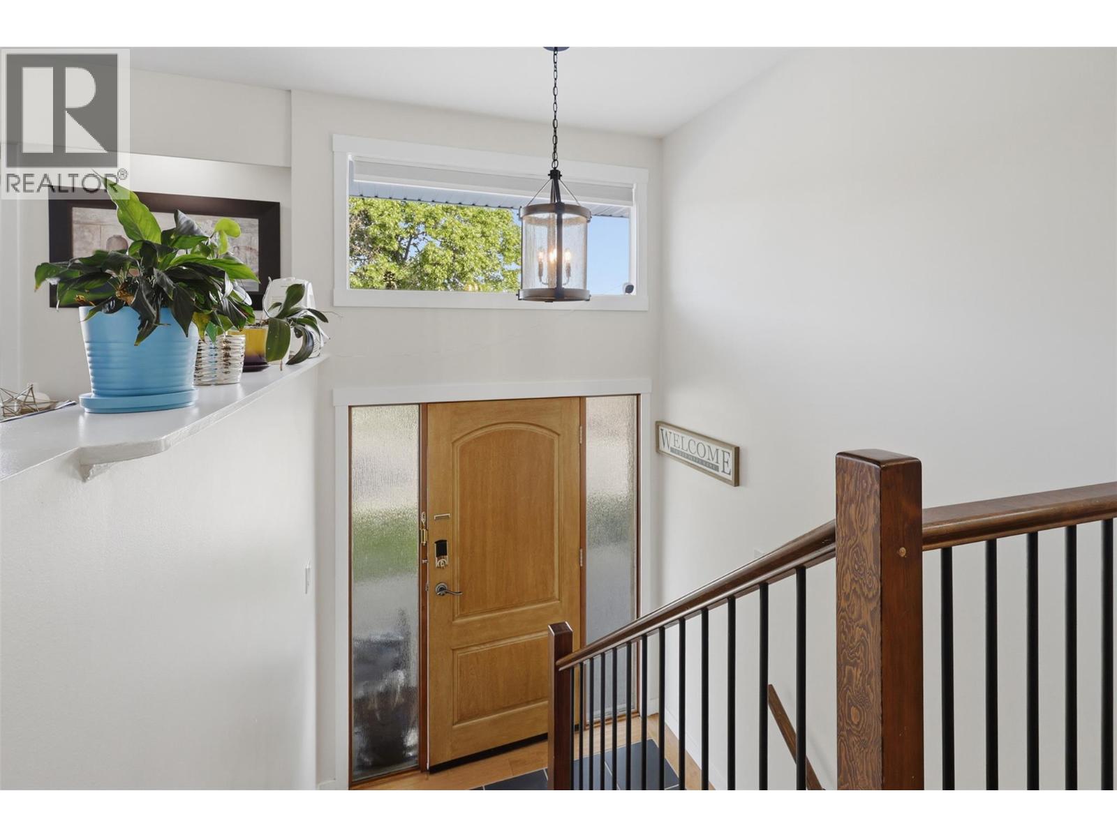 1675 Springhaven Place Place, Kamloops, British Columbia  V2E 1C7 - Photo 6 - 10390205