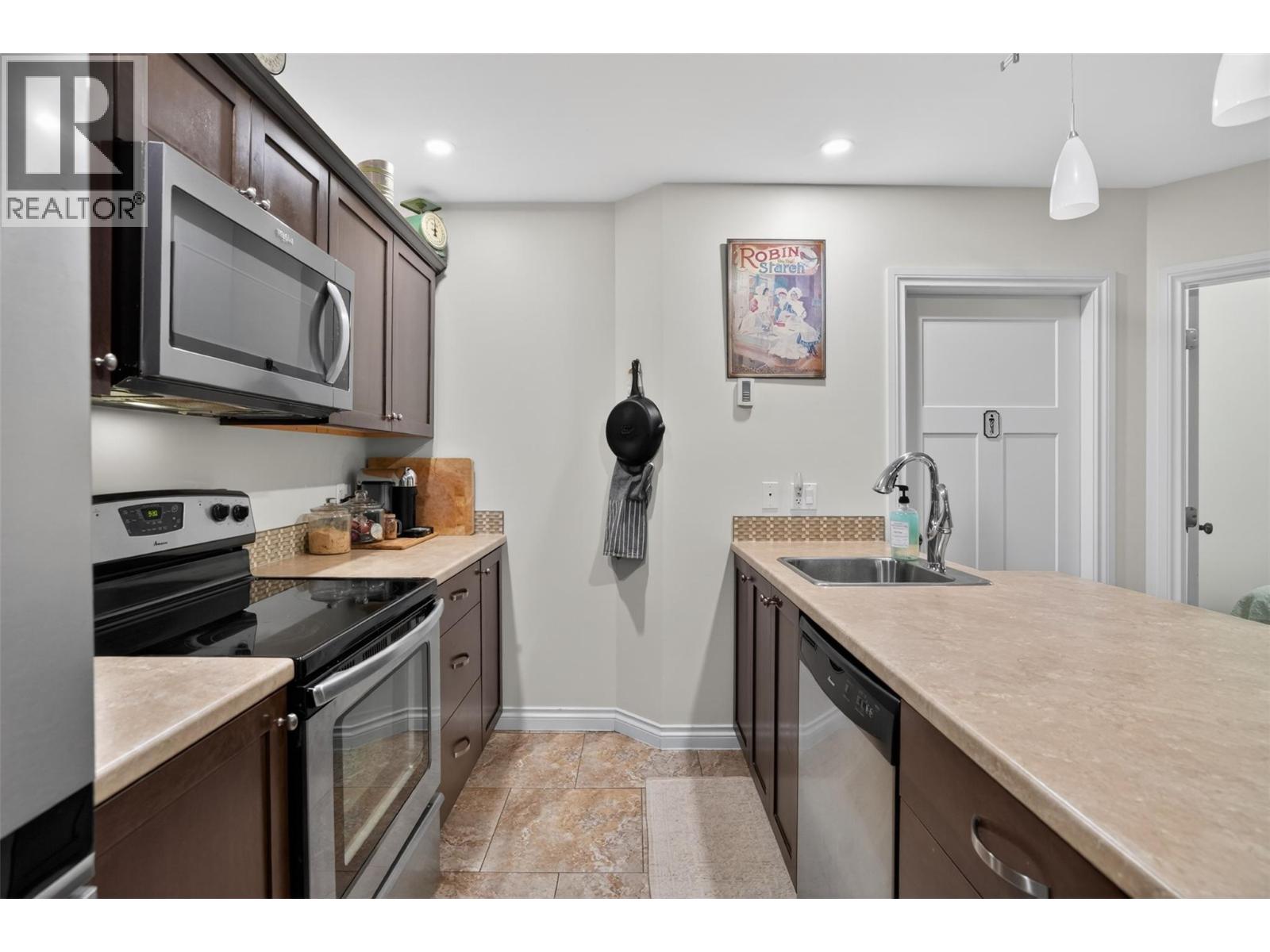 2001 Perrier Road Unit# 102, Nelson, British Columbia  V1L 6Y8 - Photo 16 - 10390094