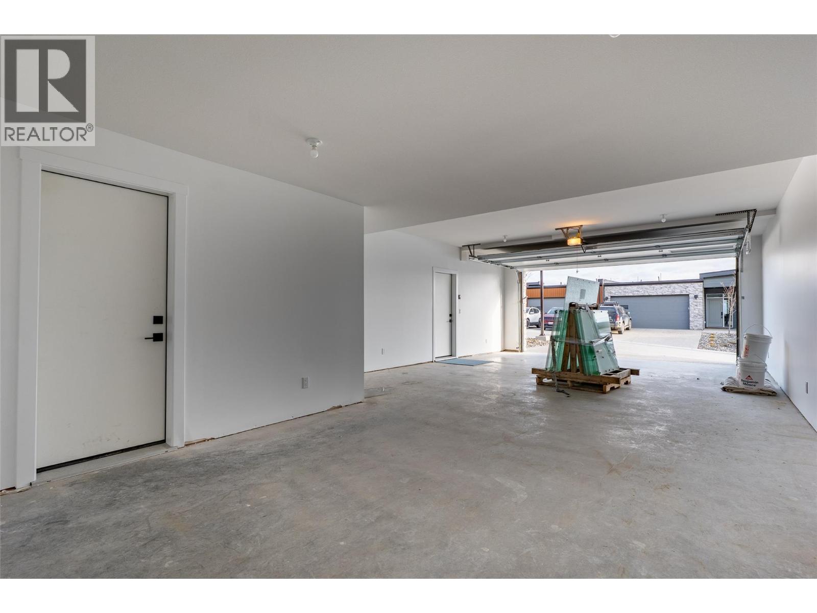 7735 Okanagan Hills Boulevard Unit# 63 Lot# 2, Vernon, British Columbia  V1H 0A7 - Photo 29 - 10389929