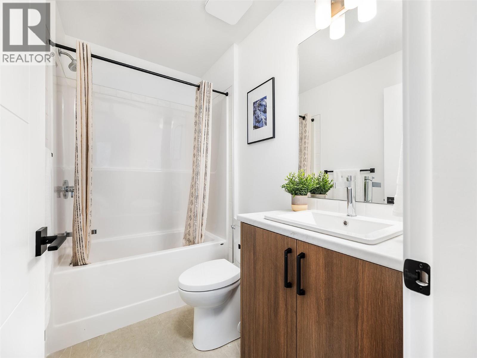7735 Okanagan Hills Boulevard Unit# 63 Lot# 2, Vernon, British Columbia  V1H 0A7 - Photo 8 - 10389929