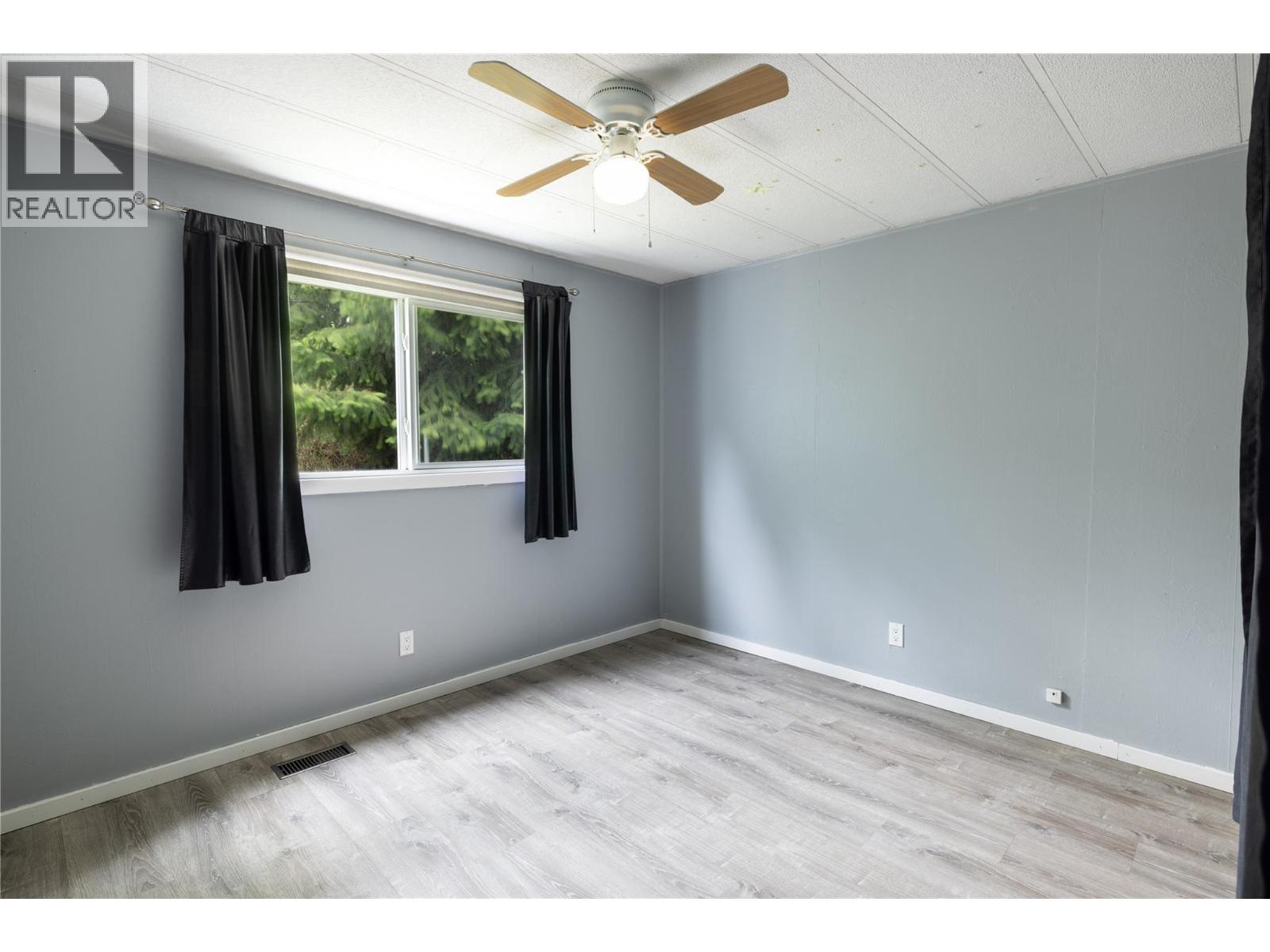 15401 Kalamalka Road Road Unit# 217, Coldstream, British Columbia  V1B 1Z3 - Photo 17 - 10390137