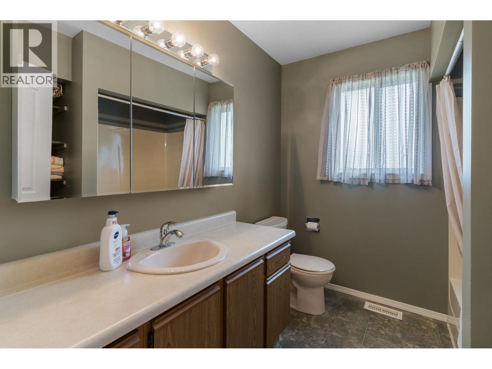 210 Felix Road, Kelowna, British Columbia  V1X 7C9 - Photo 28 - 10389750